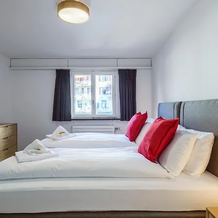 Post 5 Apartment *