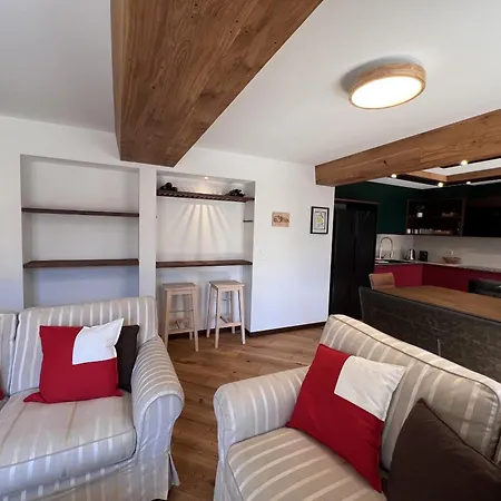 Apartment Post 5 *