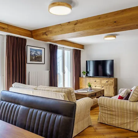Apartment Post 5 *
